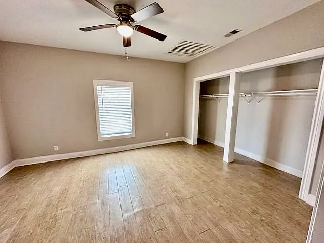 3720 Sockwell Blvd — Photo 2