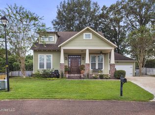 3 Oakwood Glen Dr, Clinton, MS