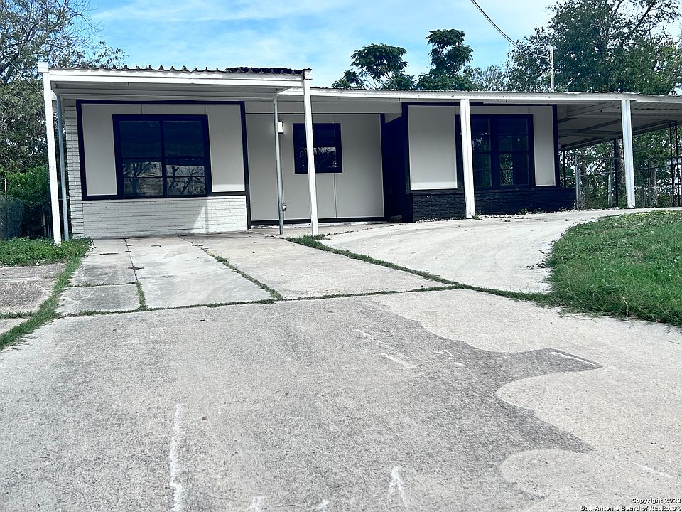 1st image of 202 Earlyway Dr