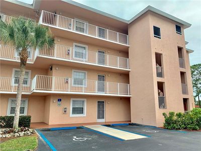 481 Quail Forest Blvd APT 108, Naples, FL, 34105