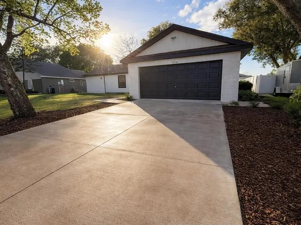 12216 Florida Woods Ln, Orlando, FL 32824