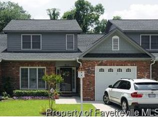 211 Azalea Bluff Dr, Fayetteville, NC 28301