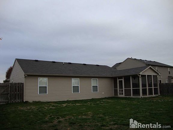 2nd image of 2955 Stillcrest Ln