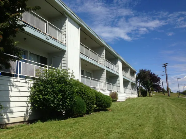 1765 SE 9th Ave APT 103, Oak Harbor, WA 98277