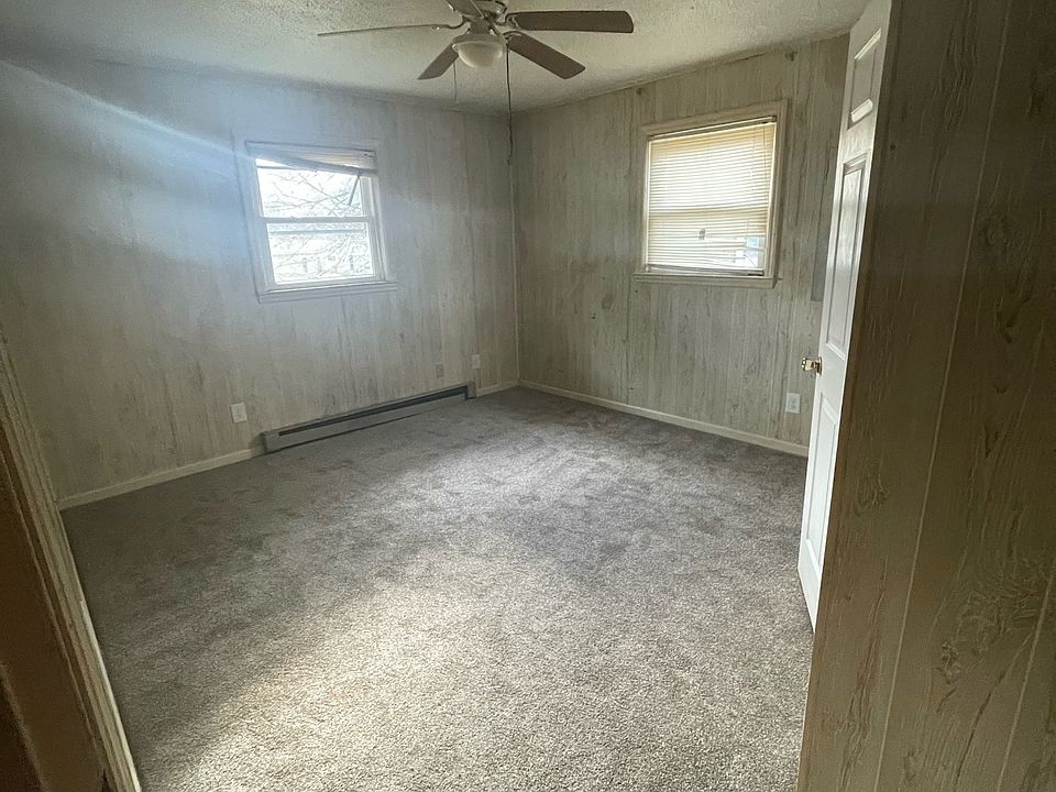 2nd image of 1045D Rulnick St #D
