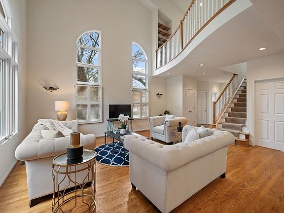 5th image of 1743 Melise Dr