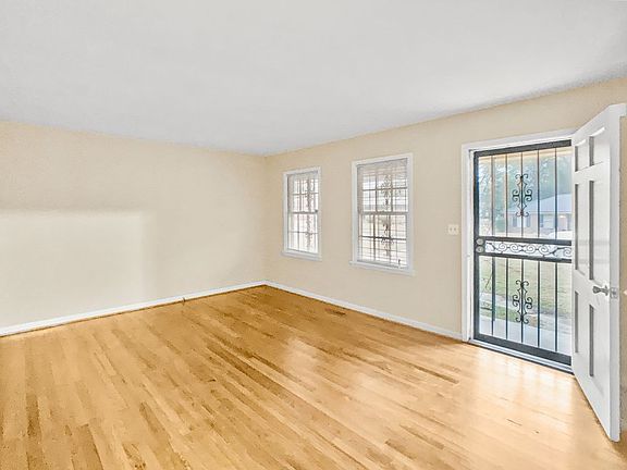 5th image of 3510 5th Ave