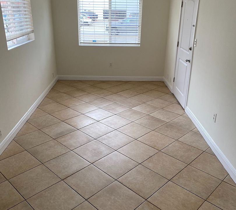 2nd image of 8655 W Pico Blvd #5