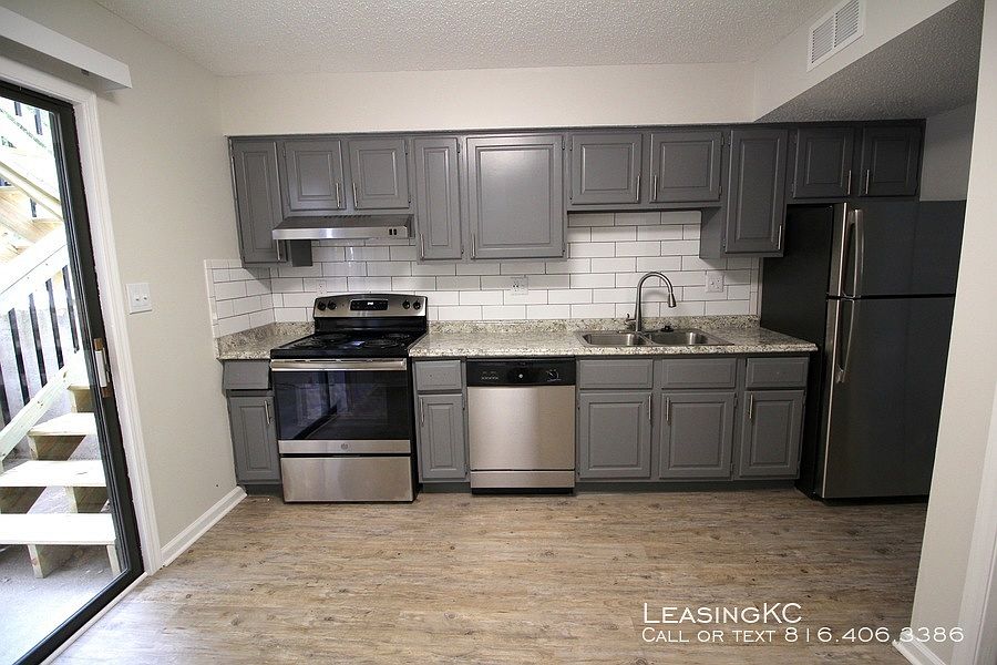 1st image of 2945 Eaton St