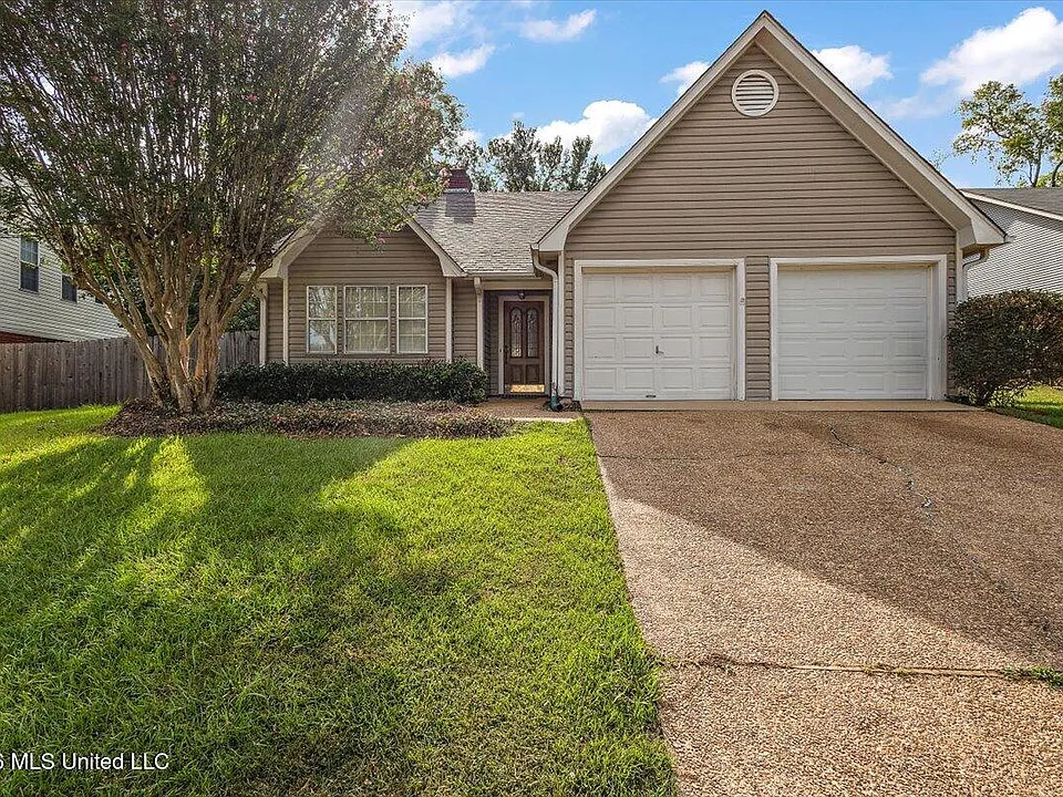 33 Peppermill Dr