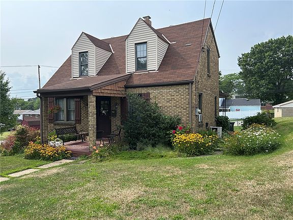 2nd image of 1253 10th Ave