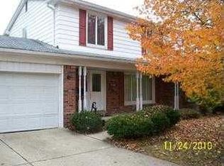 5160 Abington Dr, Troy, MI 48085