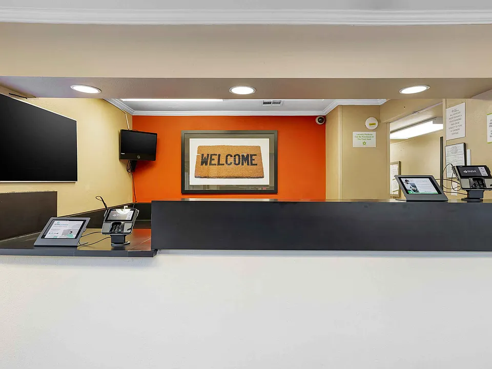 Lobby and Guest Check-in