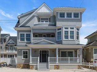 14 S Surf Rd, Lavallette, NJ 08735