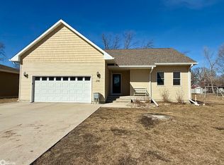 208 E Wilcox Way, Jefferson, IA 50129