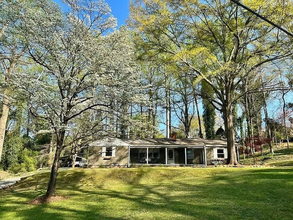 100 Maxwell Rd - Property Image