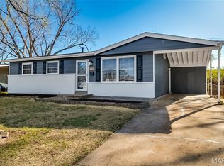 1770 Beverly Dr, Florissant, MO 63031