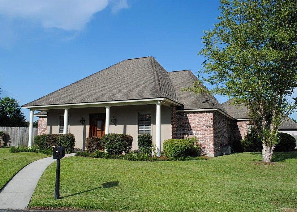 1st image of 13256 Dutchtown Lakes Dr