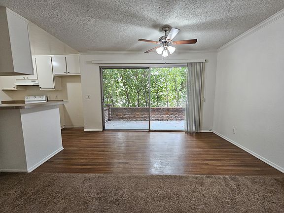3rd image of 18536 Burbank Blvd APT 106