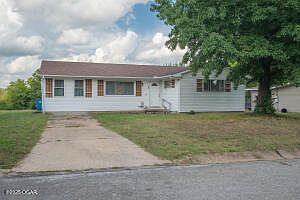 1st image of 246 Hillcrest Drive