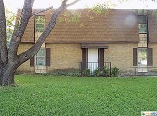 727 Kathy Dr, Seguin, TX 78155