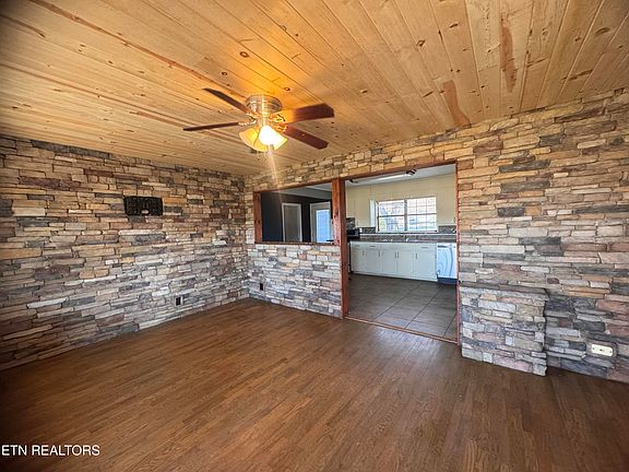 4th image of 170 Dotson Rd