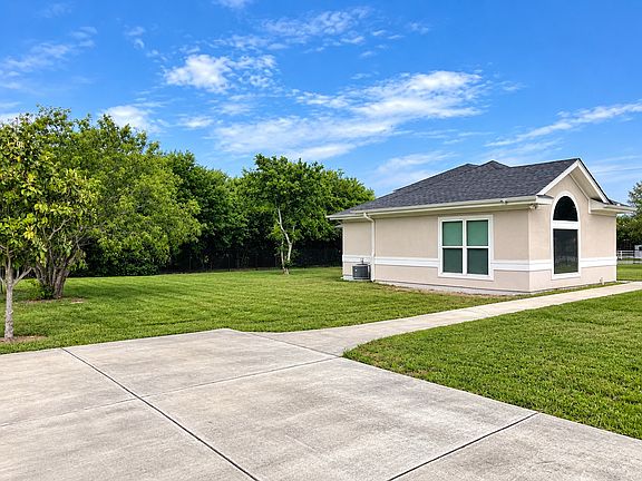 2nd image of 14630 Santa Gertrudis St