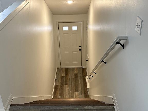 3rd image of 190 Hunters Ln NE #38