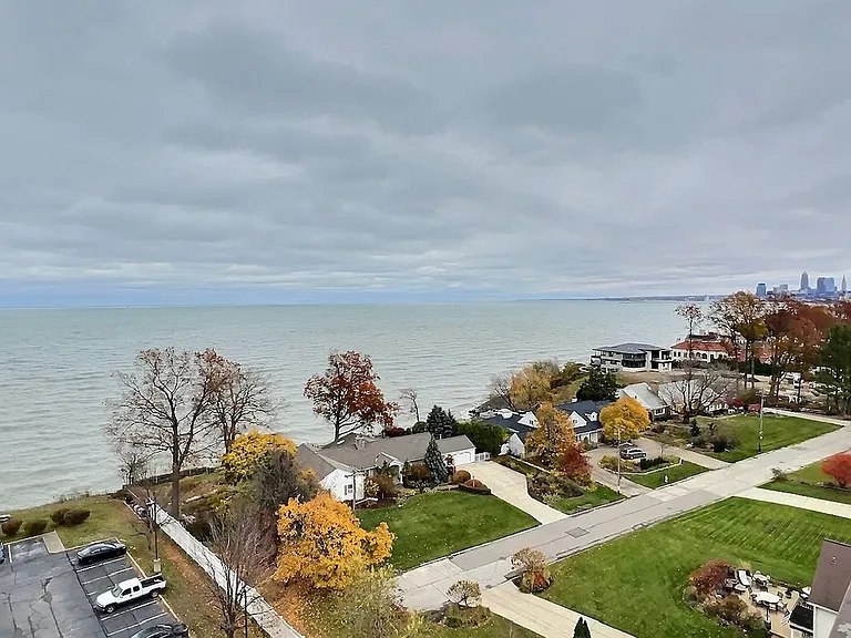 11720 Edgewater Dr #417 — Photo 23