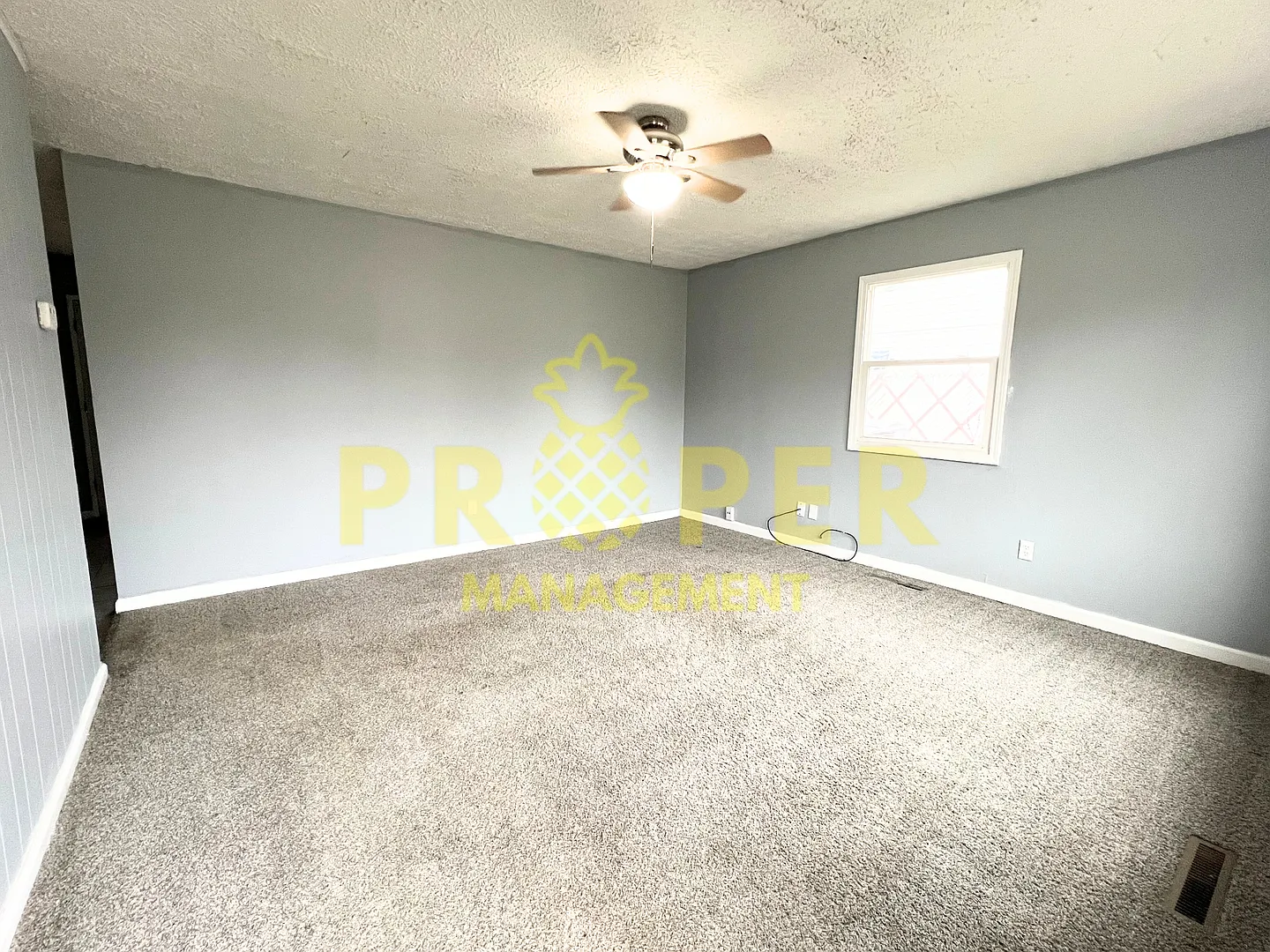 3 bedrooms 1 bathroom house — Photo 2