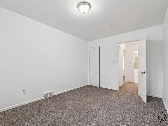 4th image of 15818 Puritan St #3a4d0e203