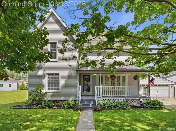 74288 Spencer St, Armada, MI 48005