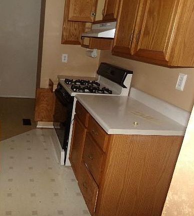 2nd image of 1214 Brockdell Ct