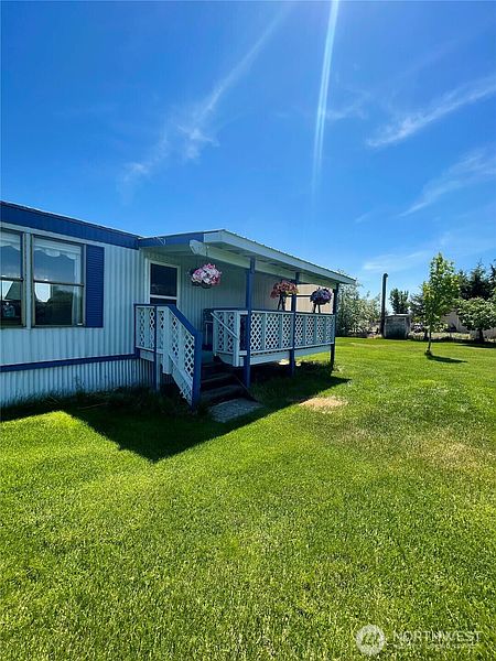 3rd image of 4283 NE Wenatchee Drive