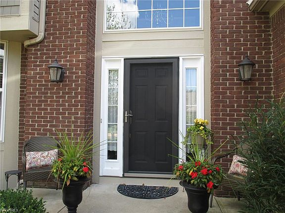 2nd image of 7315 Glenside Ln