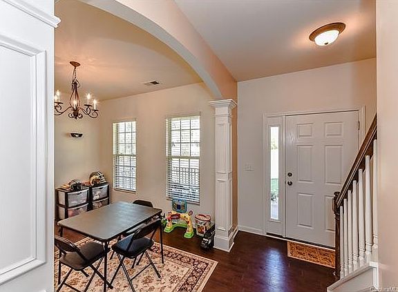 3rd image of 145 Planters Dr