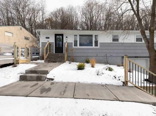107 Jane Dr, Syracuse, NY 13219