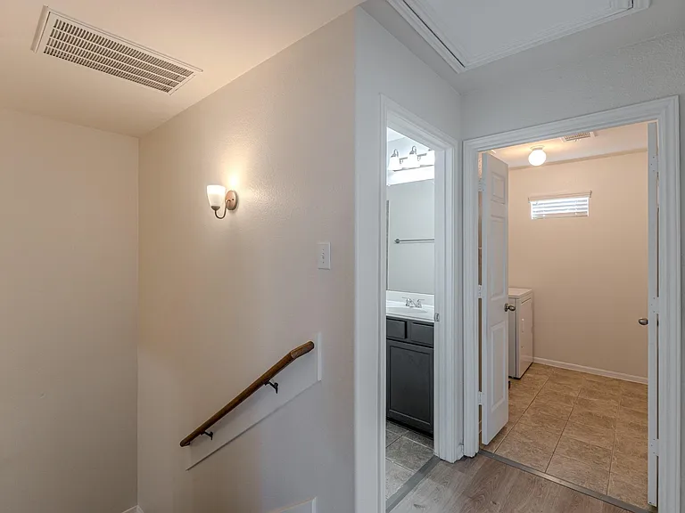 13527 Vista De Oro St — Photo 23