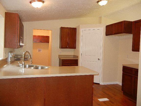 4th image of 10008 129th Ave NW