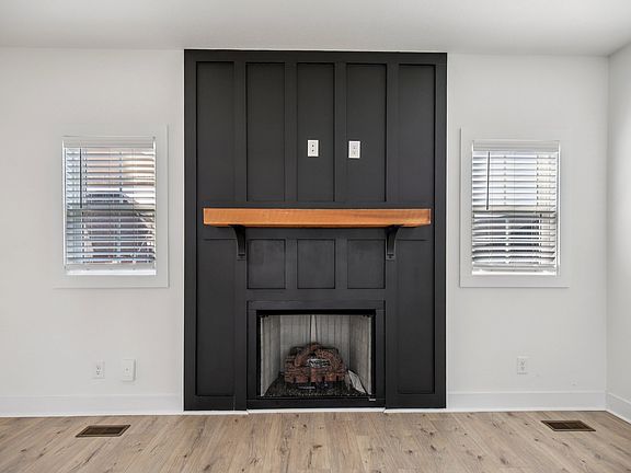 4th image of 1680 Heritage Dr