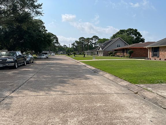 4th image of 3412 Brittany Ave
