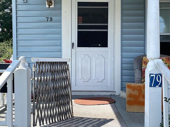3rd image of 79 Walnut St