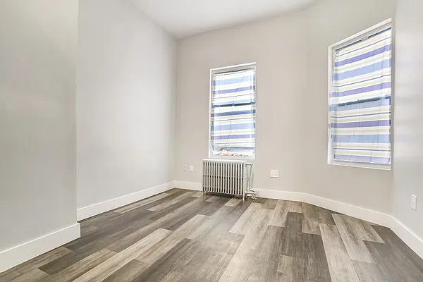 Rented by Compass | media 27