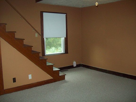 nice size living room