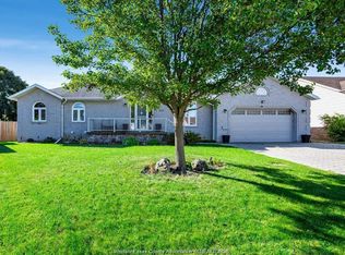 1631 Cherrywood Dr, Lakeshore, ON N8L1C5