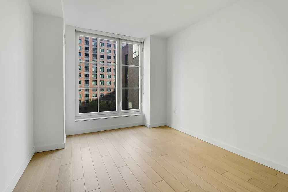 535 West 43rd Street — Photo 2