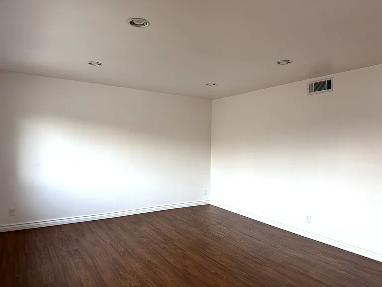 8703 Lincove Ln — Photo 4