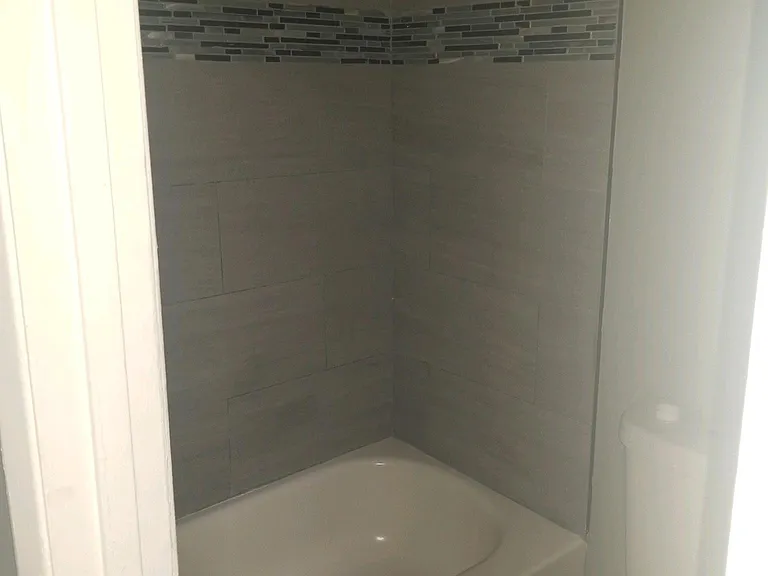 2333A Lauretta Ave — Photo 12
