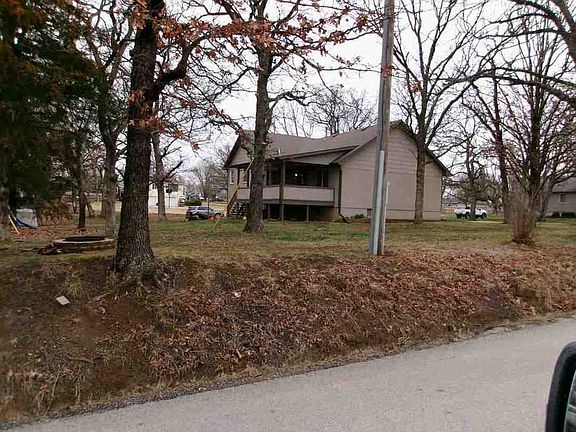 4th image of 18984 S 1488th Rd