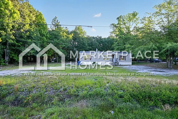 3 bed, 2.0 bath, 1100 sqft, $1,025 — Photo 2